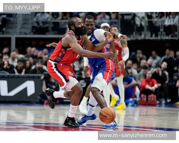 篮网与快船精彩对决回放分析及比赛亮点总结